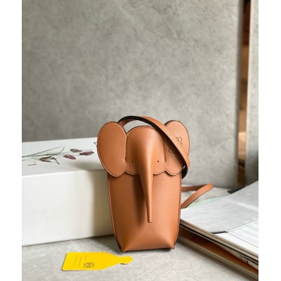 Loewe Elephant Pocket in Brown Calfskin