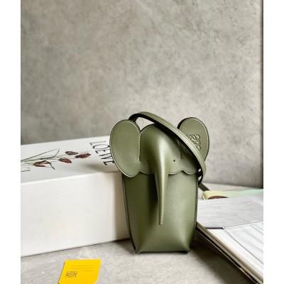 Loewe Elephant Pocket in Green Calfskin