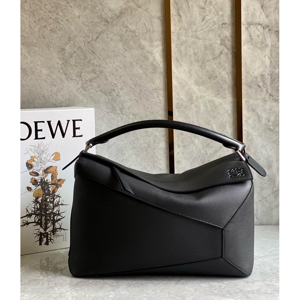 Loewe Puzzle Large Bag in Black Classic Calfskin